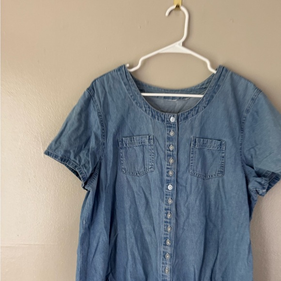 Vintage y2k denim button up short sleeve shirt! fits like a women’s loose large! - Picture 3 of 5